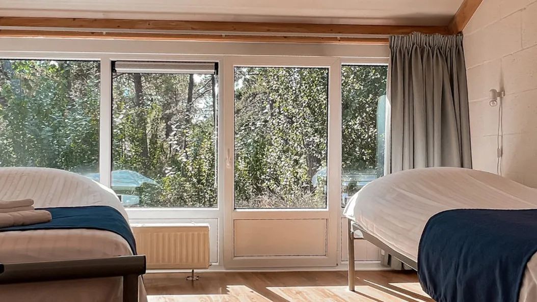 Terschelling gebouw De Brêge slaapkamer