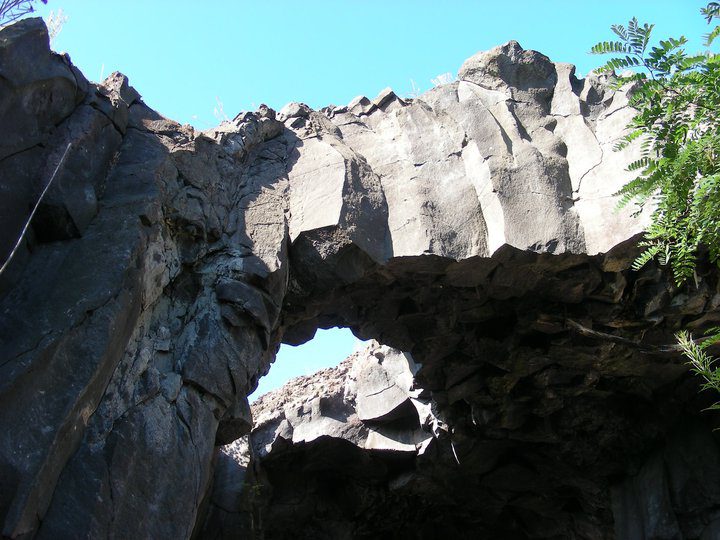 Vulkaaneifel gesteente 5426051409