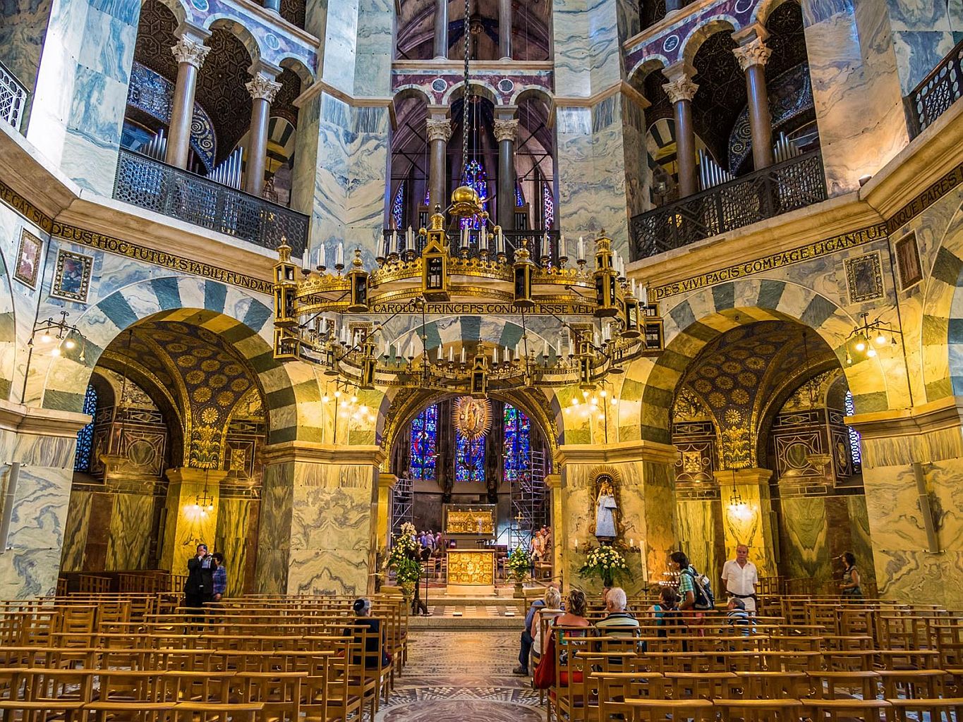 Paltskapel-in-dom-van-Aken_25314